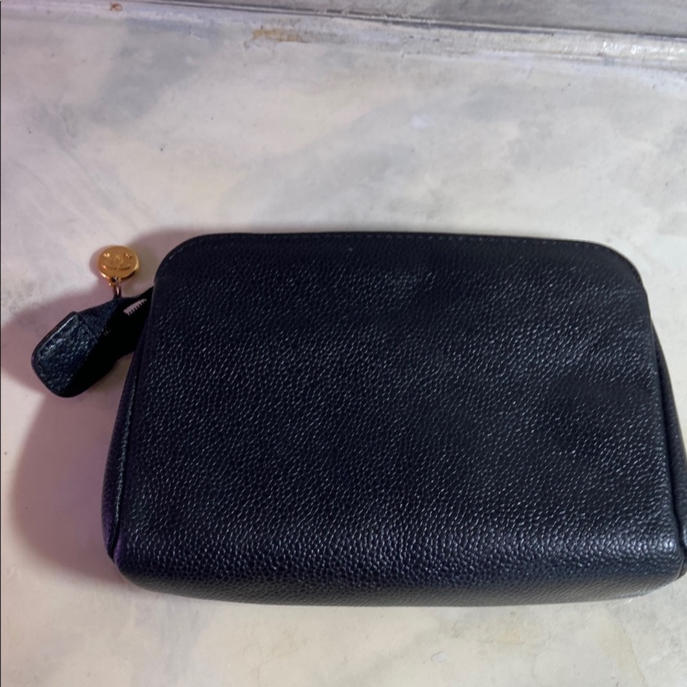 Chanel Black Leather Clutch with Embossed Logo and gold hardware/authenticity - Picture 5 of 6